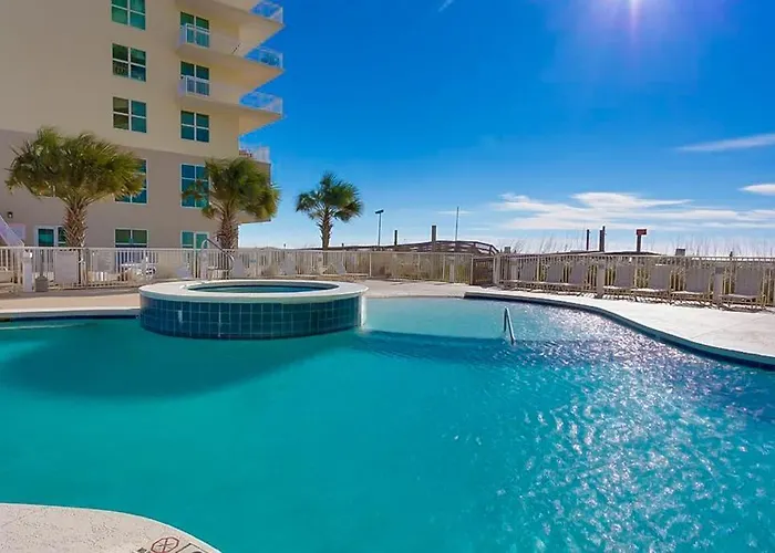 Holiday home Crystal Shores West 102